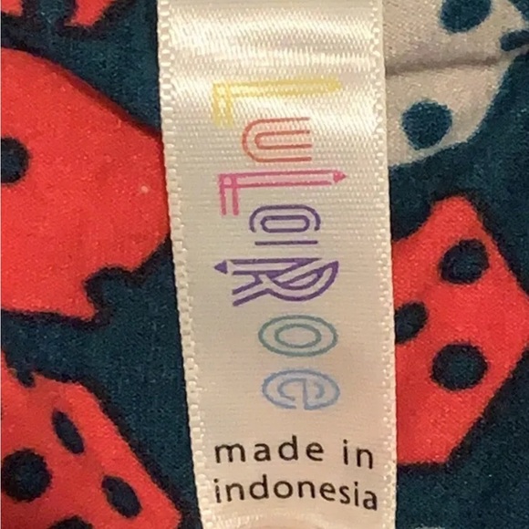 LuLaRoe Leggings - Red & Green - Super Soft - Picture 2 of 2